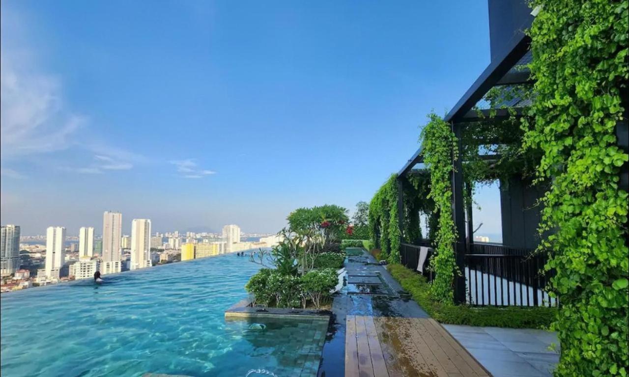 Beacon Executive Premium Suite George Town Eksteriør billede