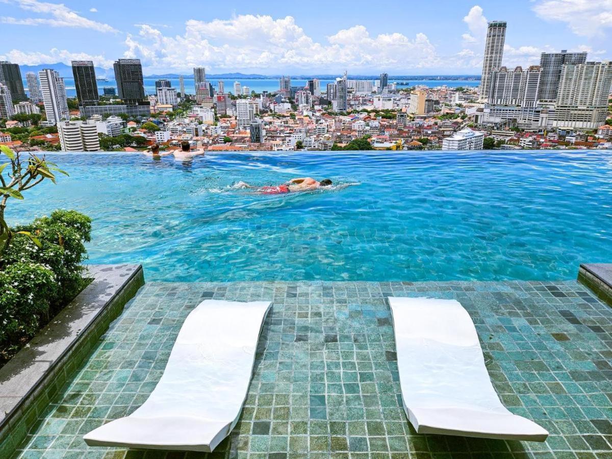 Beacon Executive Premium Suite George Town Eksteriør billede