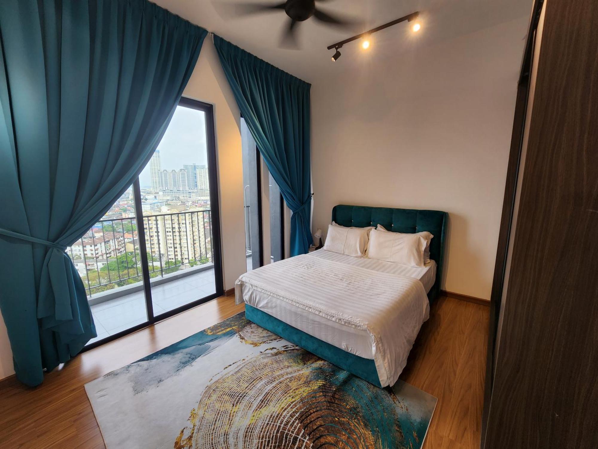 Beacon Executive Premium Suite George Town Eksteriør billede